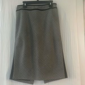 Black and white pencil skirt